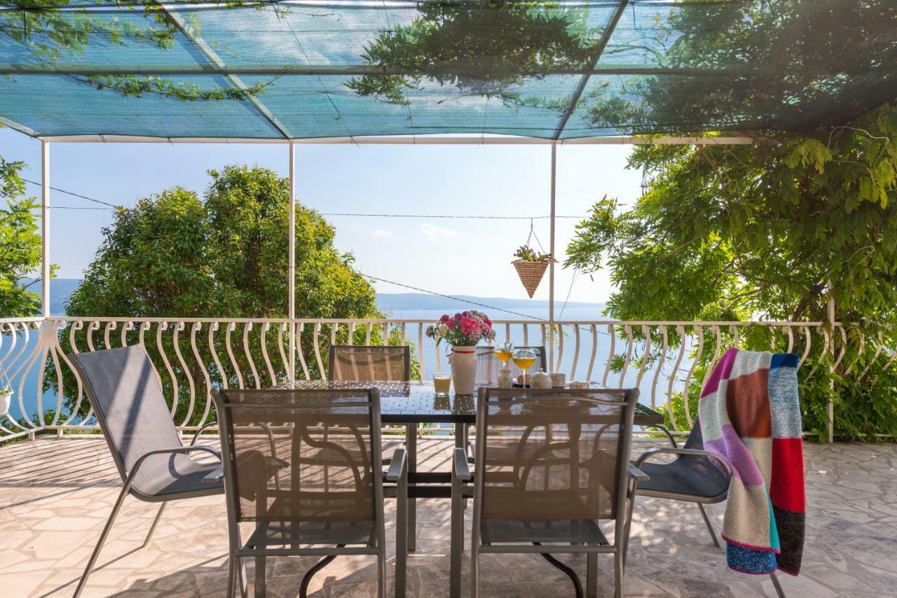 Holiday Home Figa Омиш Экстерьер фото