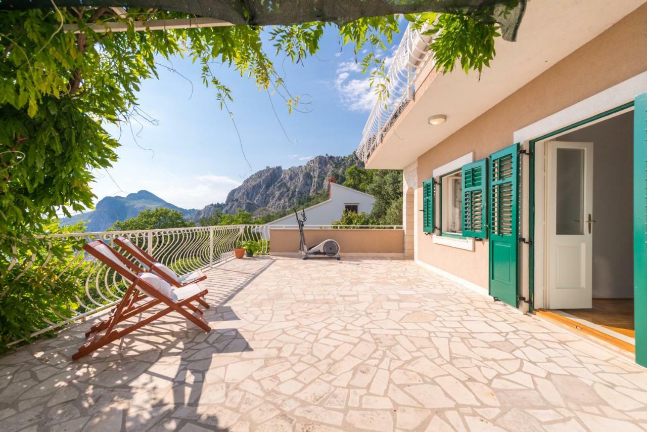 Holiday Home Figa Омиш Экстерьер фото