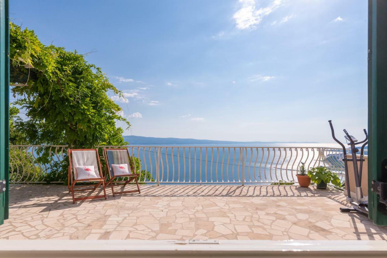 Holiday Home Figa Омиш Экстерьер фото