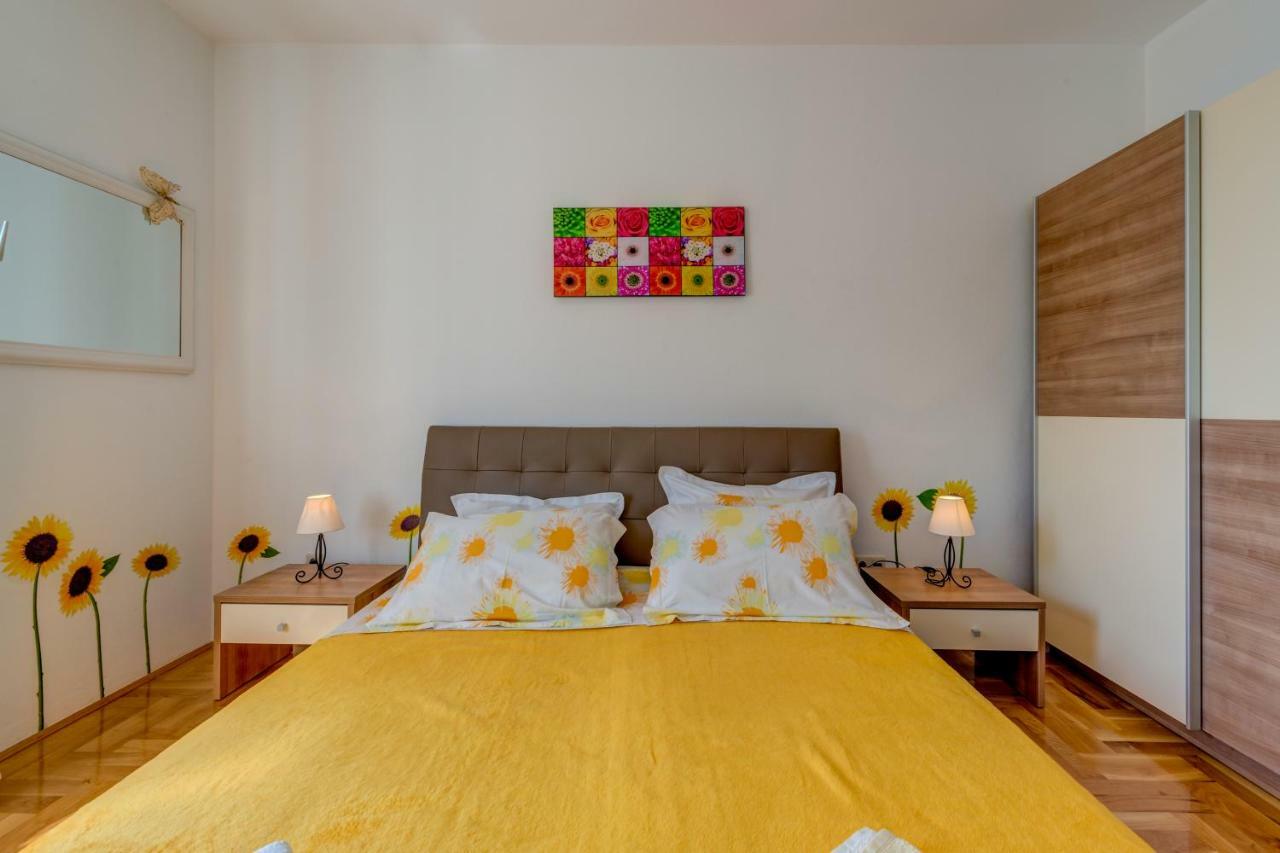 Holiday Home Figa Омиш Экстерьер фото