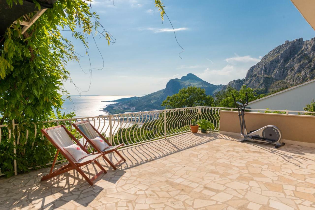 Holiday Home Figa Омиш Экстерьер фото