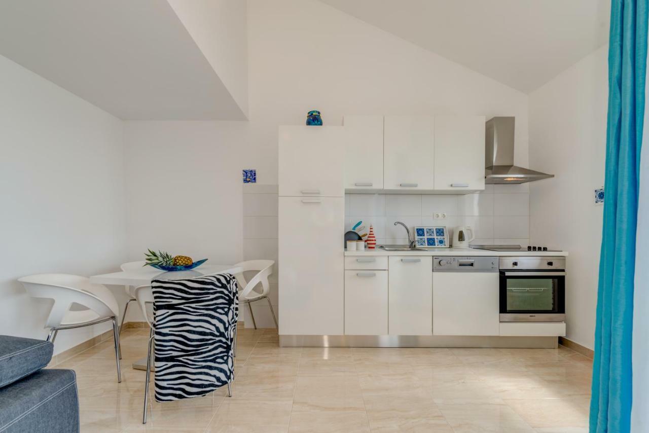 Holiday Home Figa Омиш Экстерьер фото
