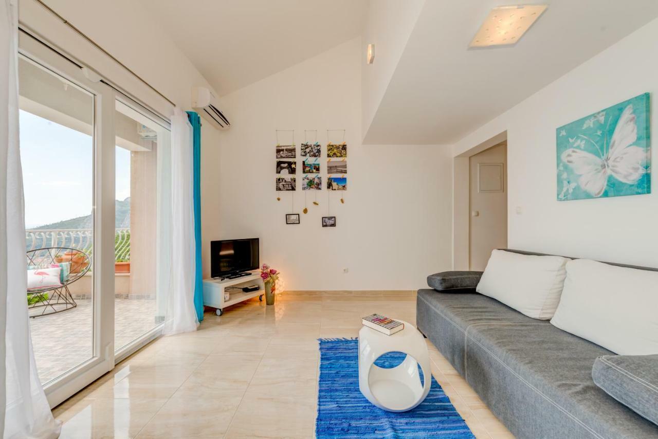 Holiday Home Figa Омиш Экстерьер фото