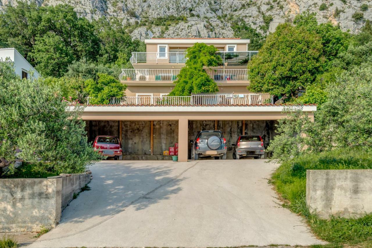 Holiday Home Figa Омиш Экстерьер фото