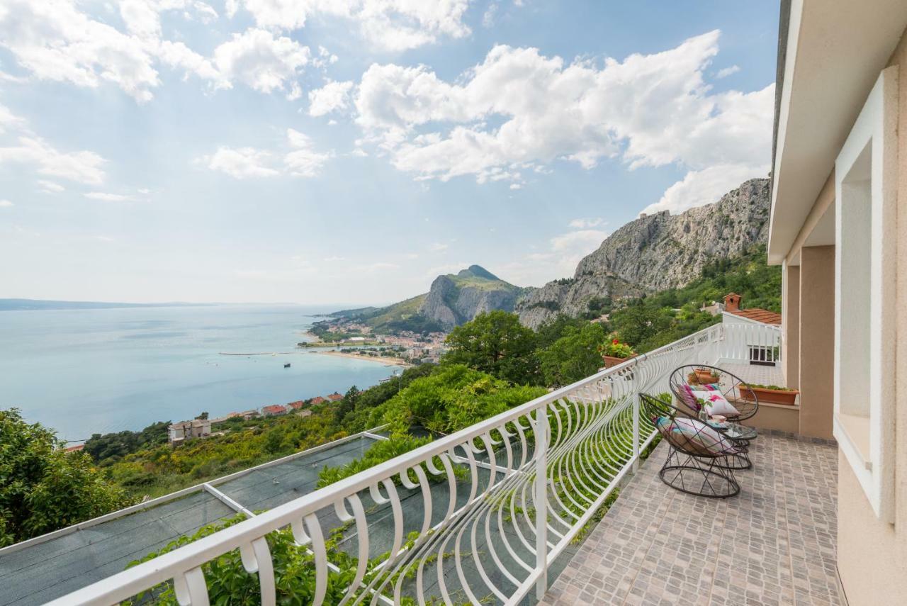 Holiday Home Figa Омиш Экстерьер фото